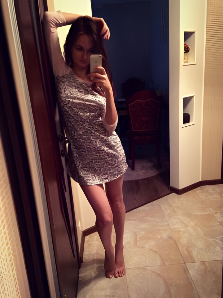 Эвелина привлекальеная девушка из Зоринска цена от 4000 руб