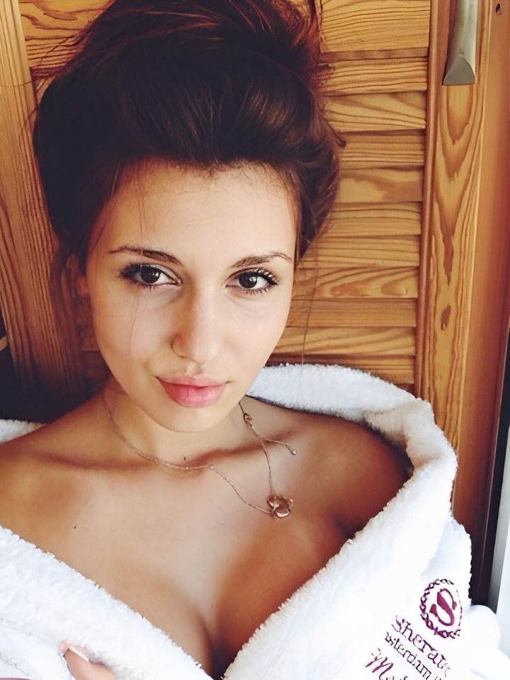 Мария привлекальеная девушка из Зоринска цена от 5000 руб