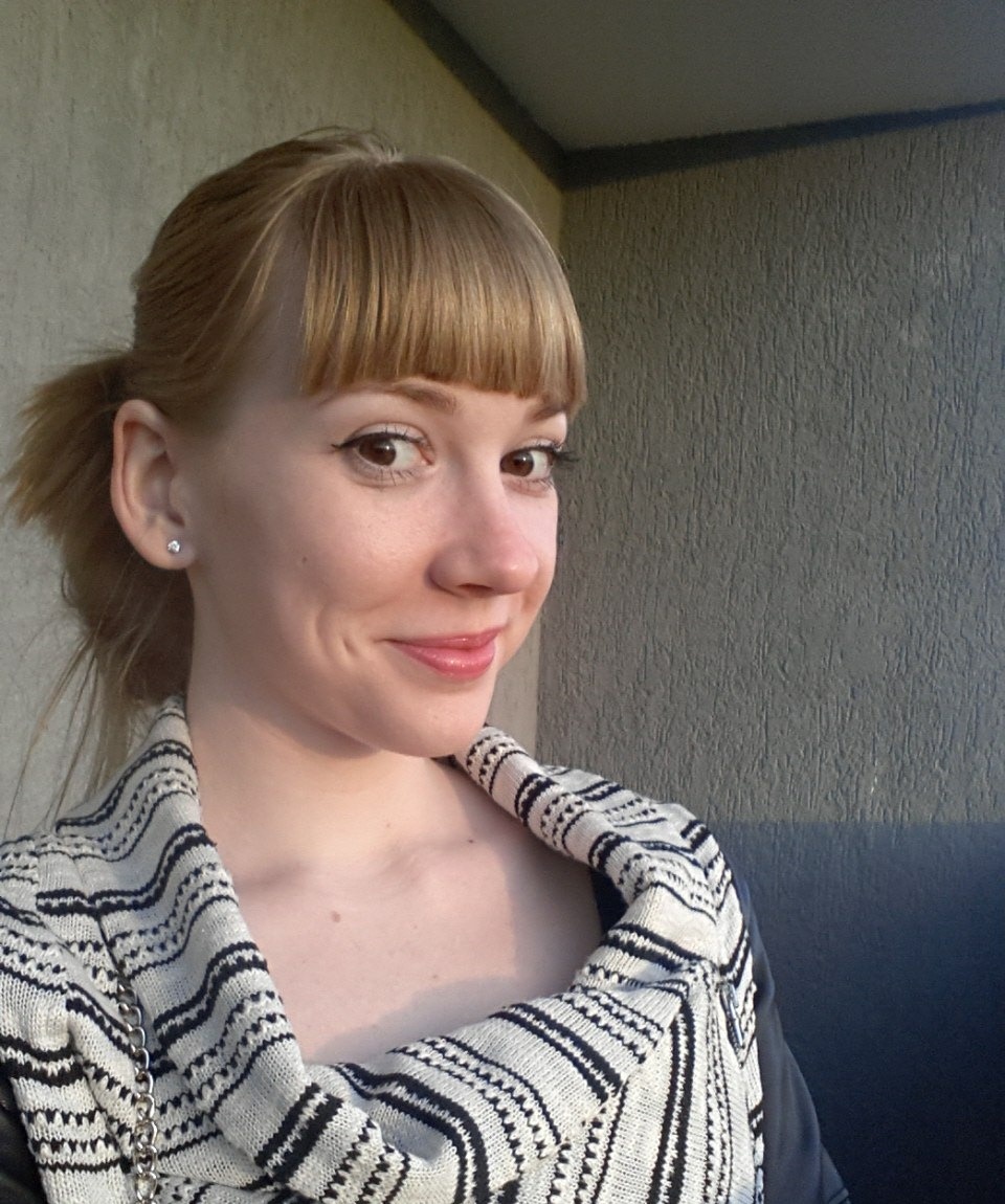 Алевтина привлекальеная девушка из Зоринска цена от 3000 руб