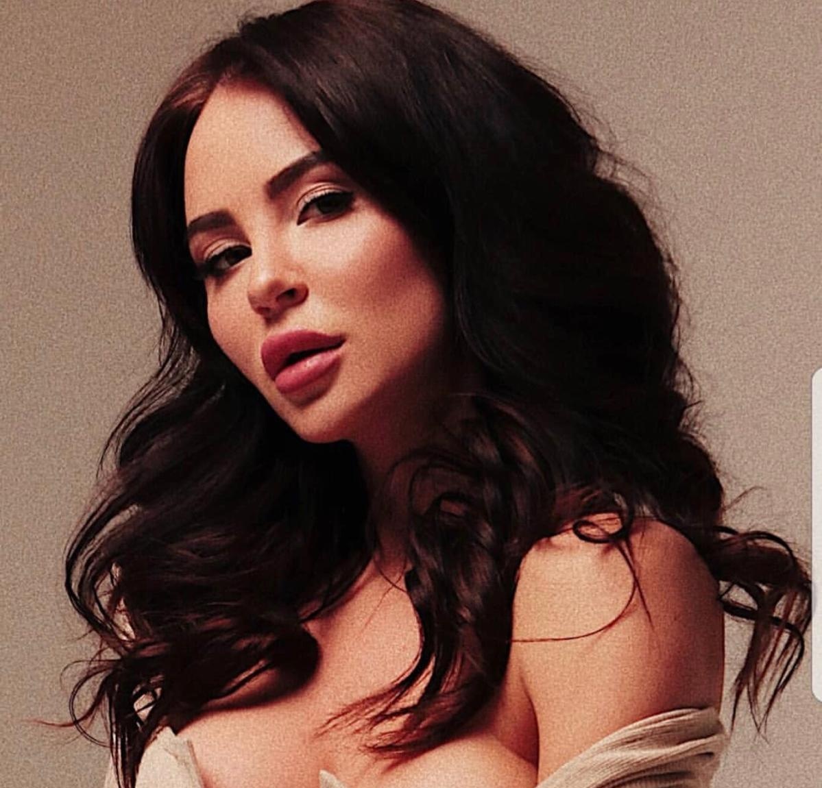 Изольда привлекальеная девушка из Зоринска цена от 3000 руб