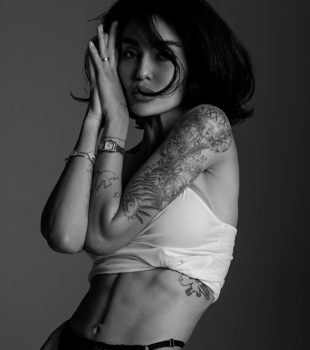 Дашка привлекальеная девушка из Зоринска цена от 7000 руб