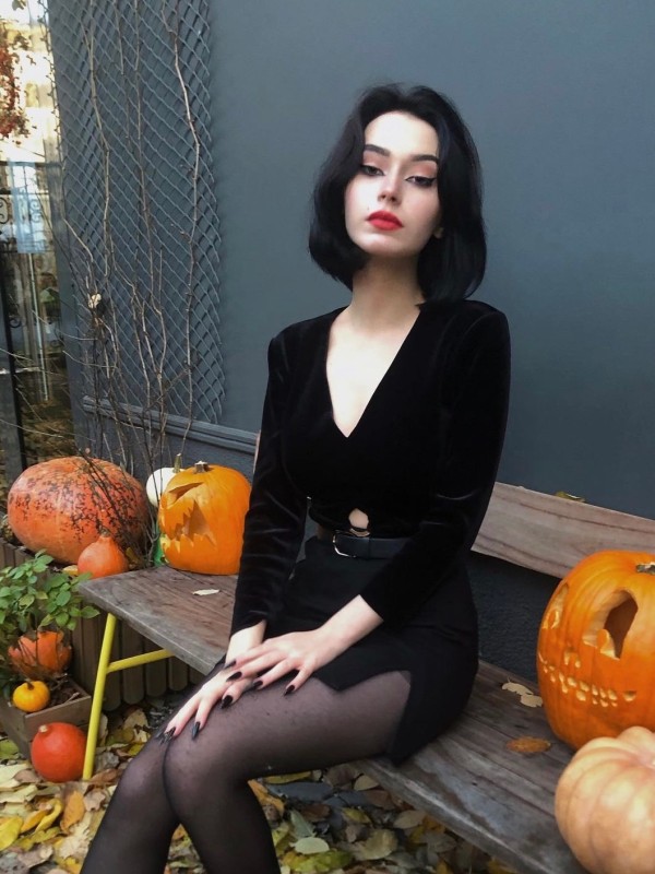 Аида привлекательная девушка из Зоринска цена от 3000 руб