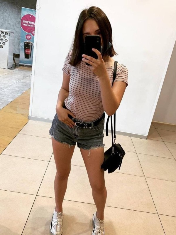 Лиза привлекательная девушка из Зоринска цена от 3000 руб